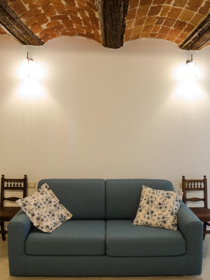 La Tintoria Suites Άστι Εξωτερικό φωτογραφία